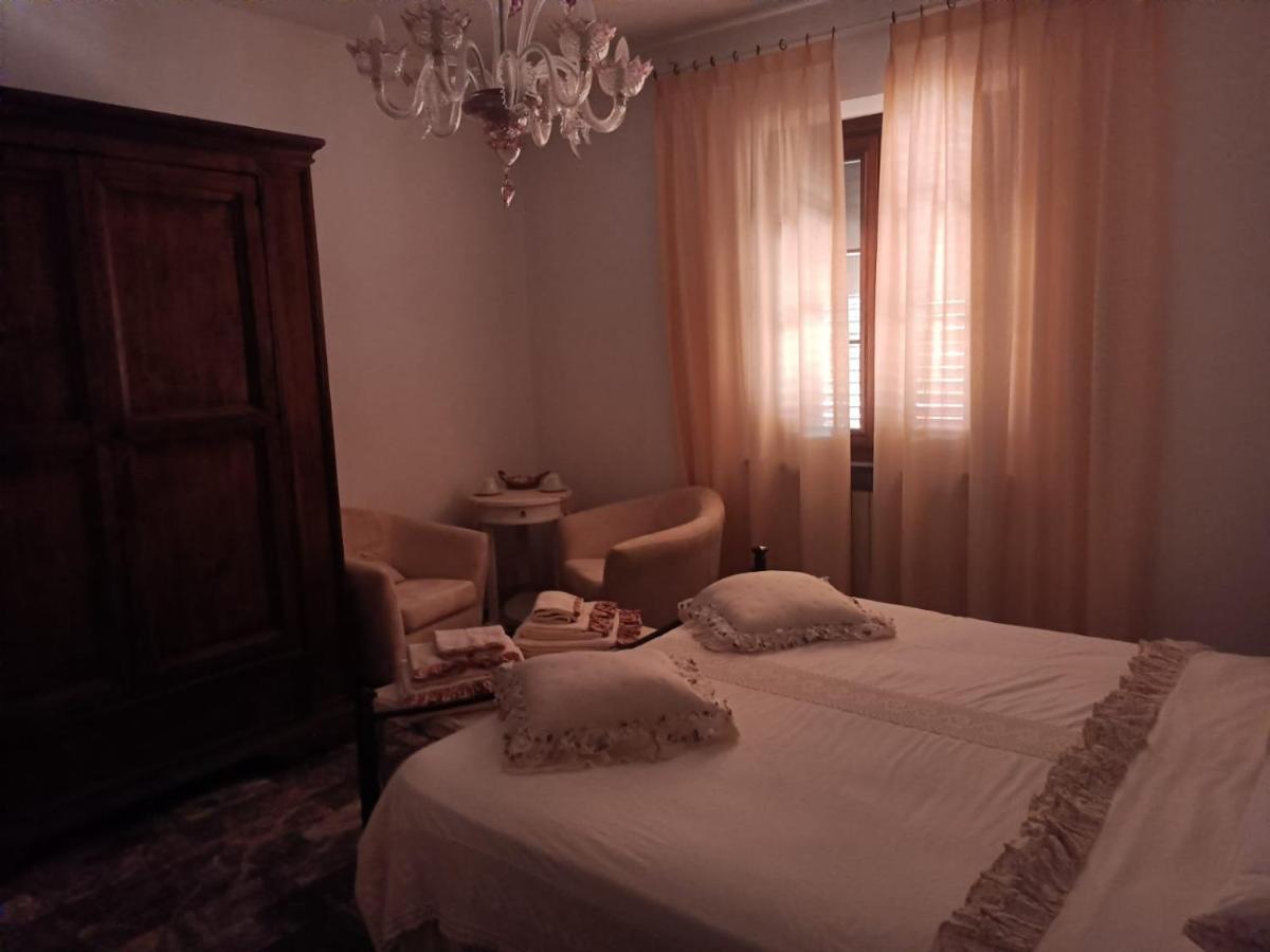 Pirro & Sharon House Bed & Breakfast Pianore Exterior foto
